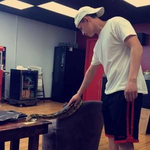 Meet your Posher, Luis angel